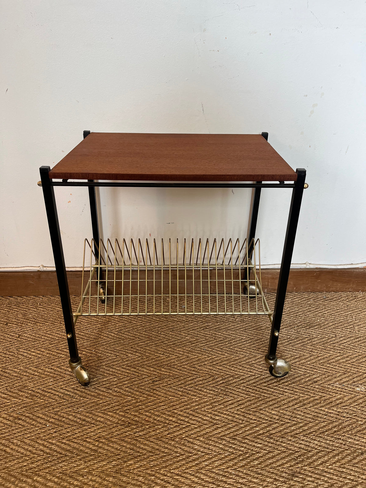 Desserte table d'appoint porte vinyles
