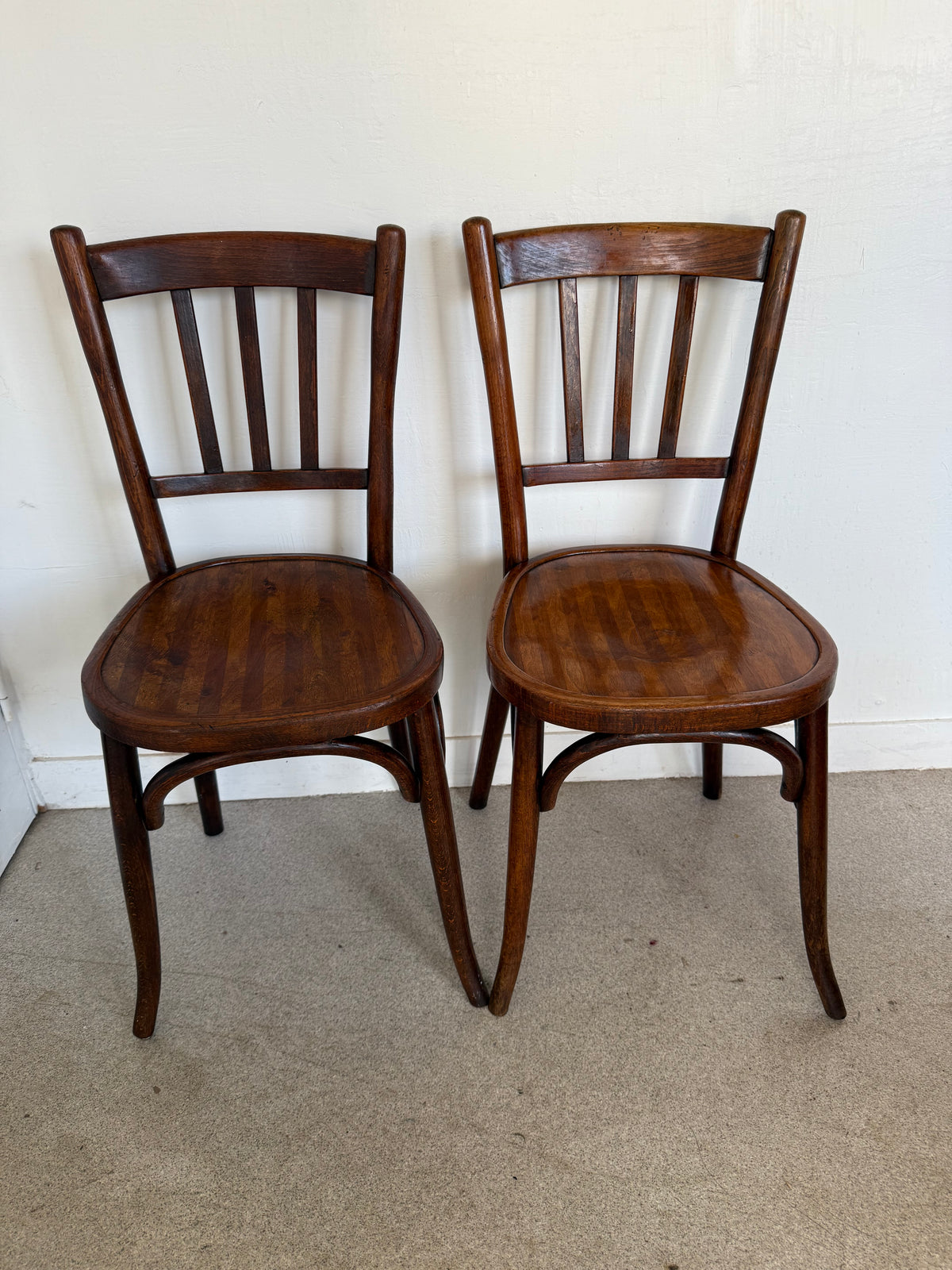 Paire de chaises bistrot vintage Baumann