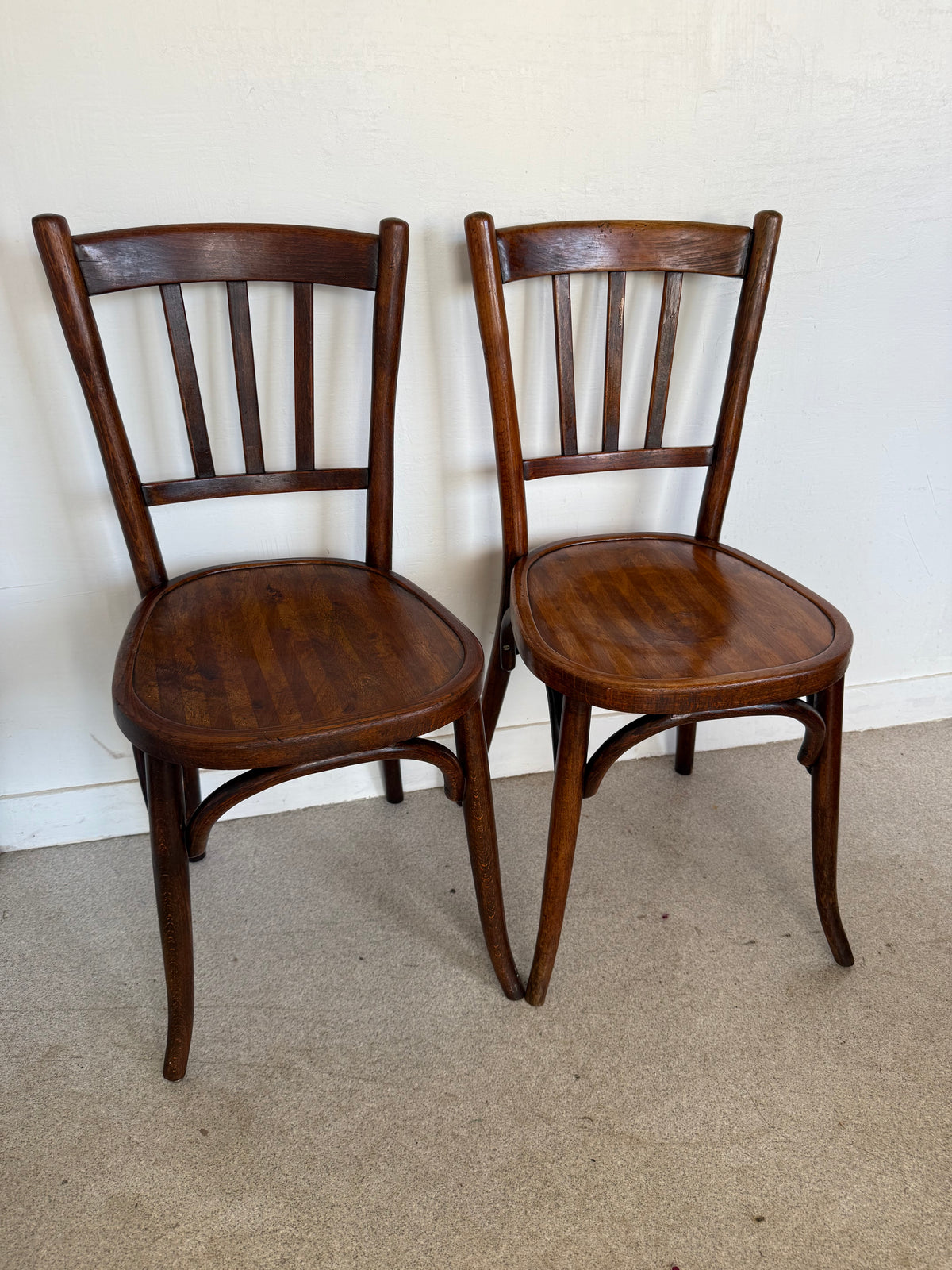 Paire de chaises bistrot vintage Baumann