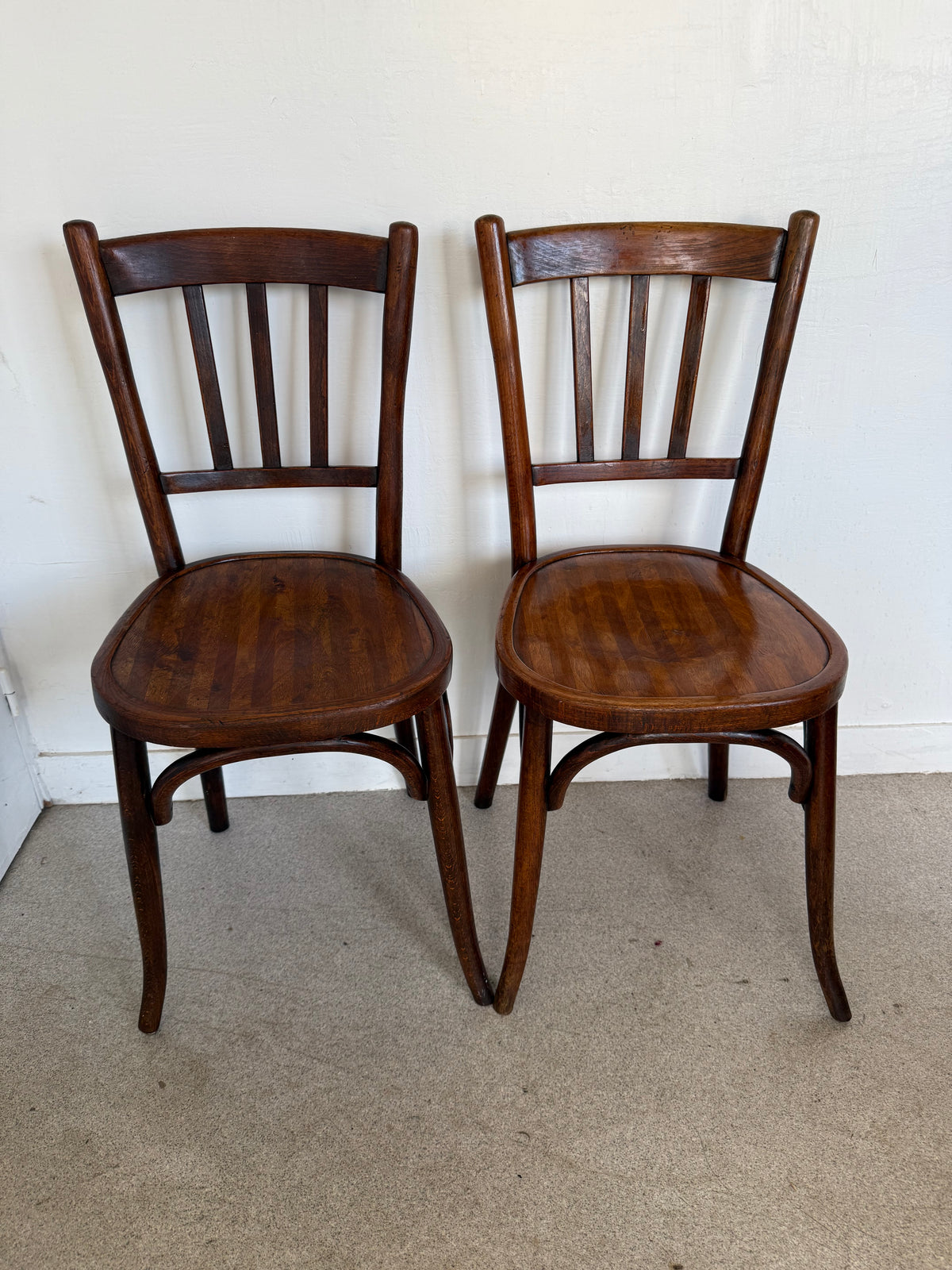 Paire de chaises bistrot vintage Baumann