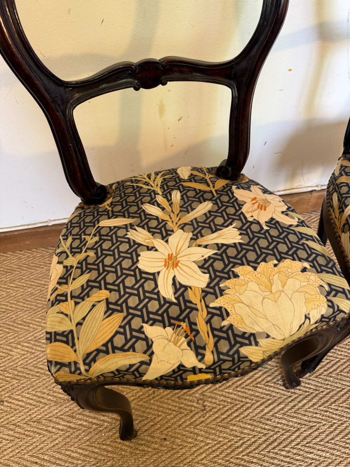 Paire de chaises style Louis Philippe