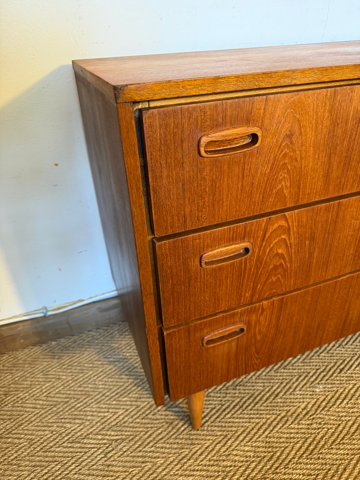 Commode scandinave vintage placage teck