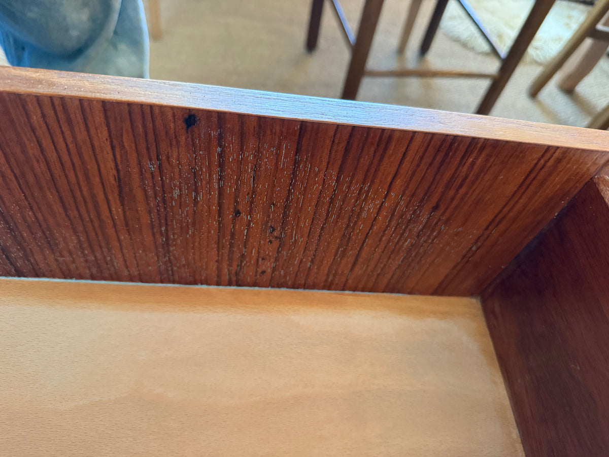 Commode scandinave vintage placage teck
