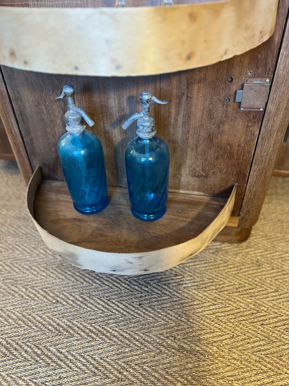Meuble bar buffet art déco bois massif lignes arrondies