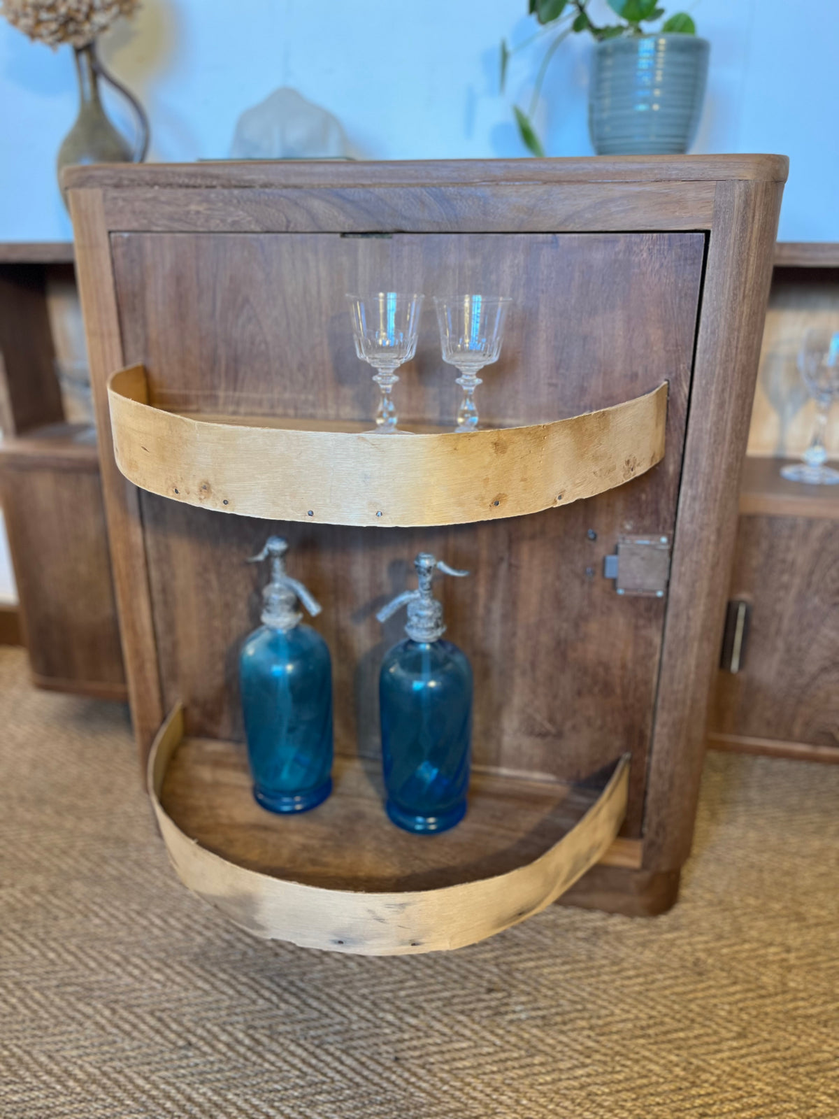 Meuble bar buffet art déco bois massif lignes arrondies