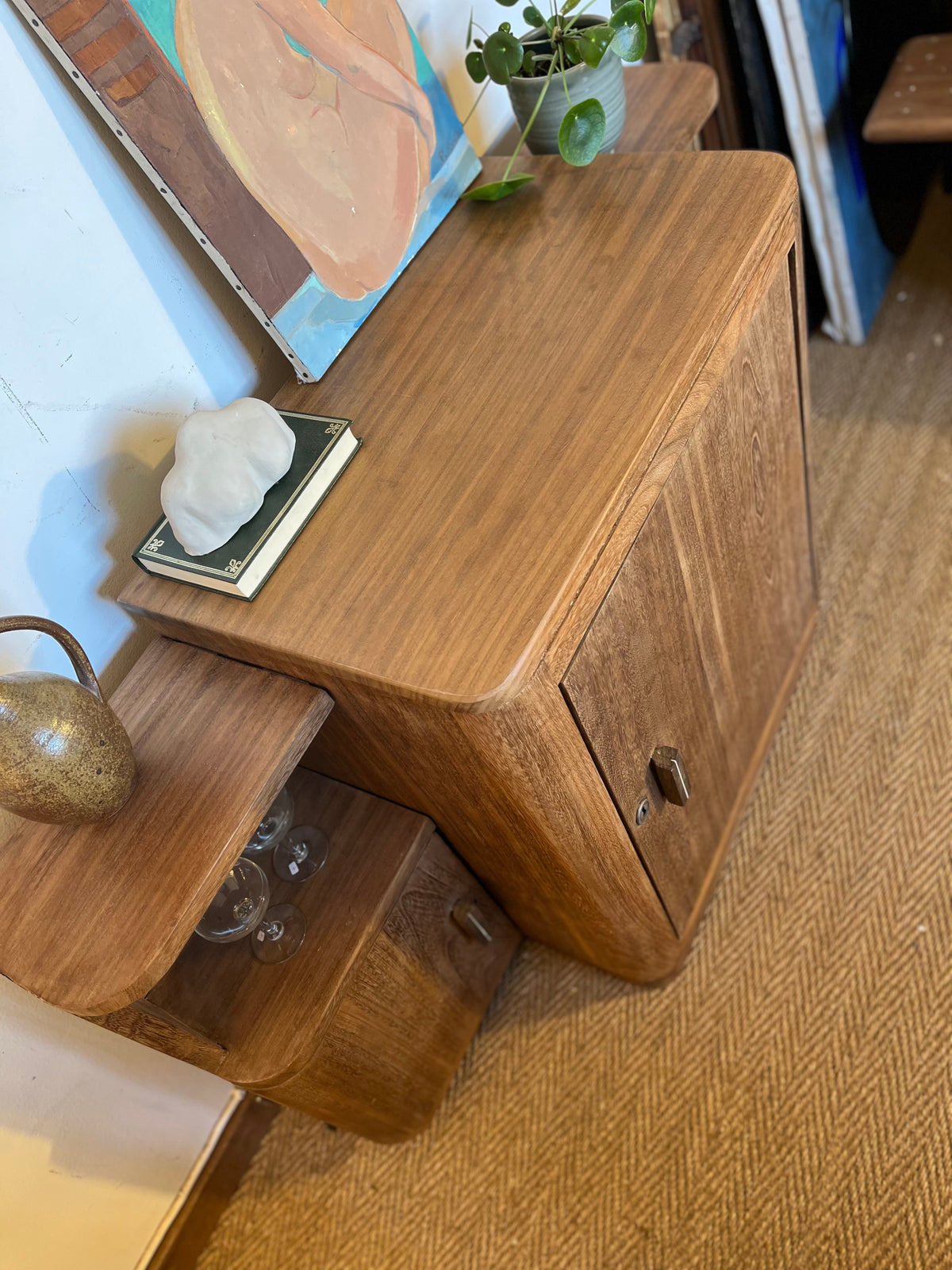 Meuble bar buffet art déco bois massif lignes arrondies
