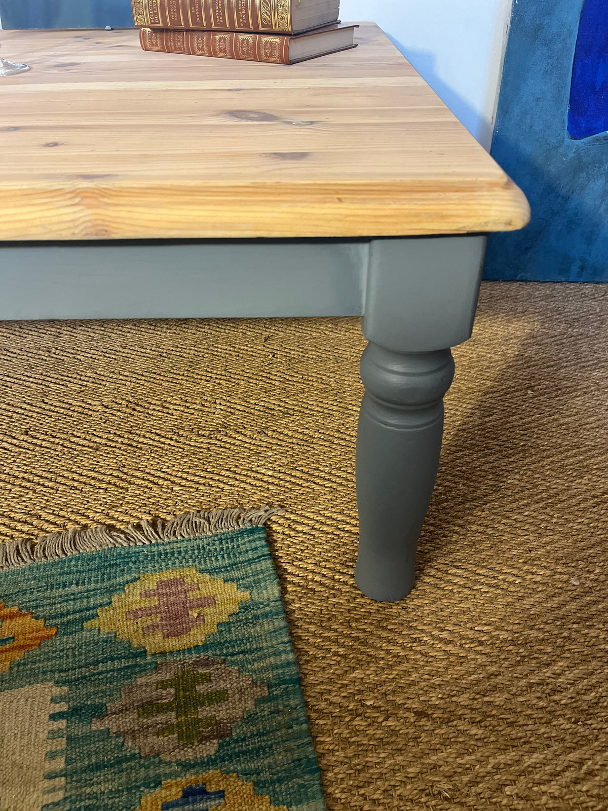 Grande table basse en bois type table de ferme