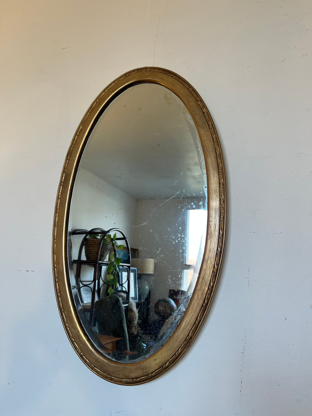 Miroir ovale vintage doré