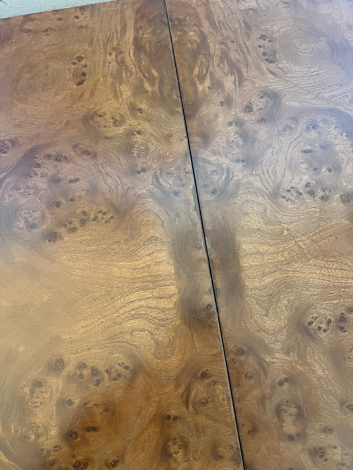 Table basse vintage loupe d'orme bar caché