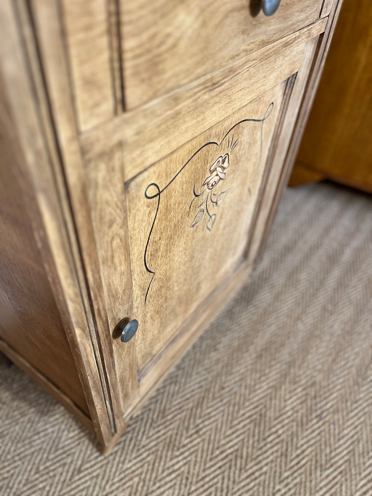Confiturier meuble de rangement vintage