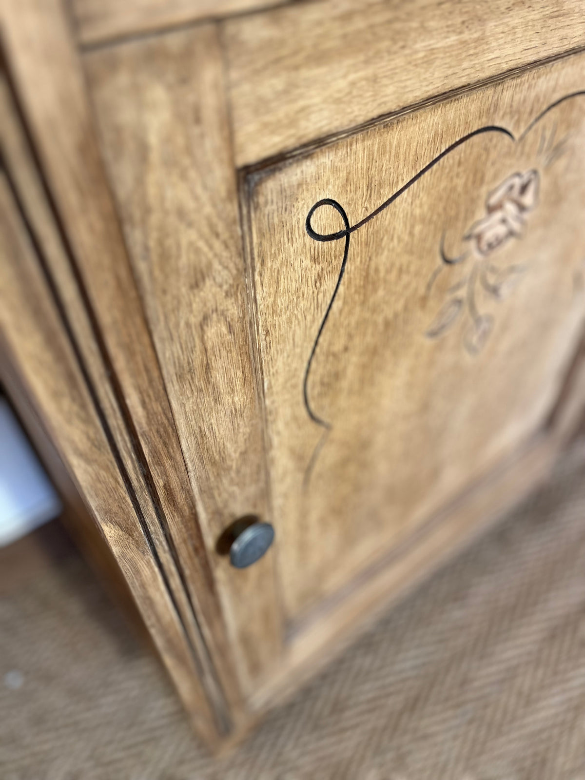 Confiturier meuble de rangement vintage