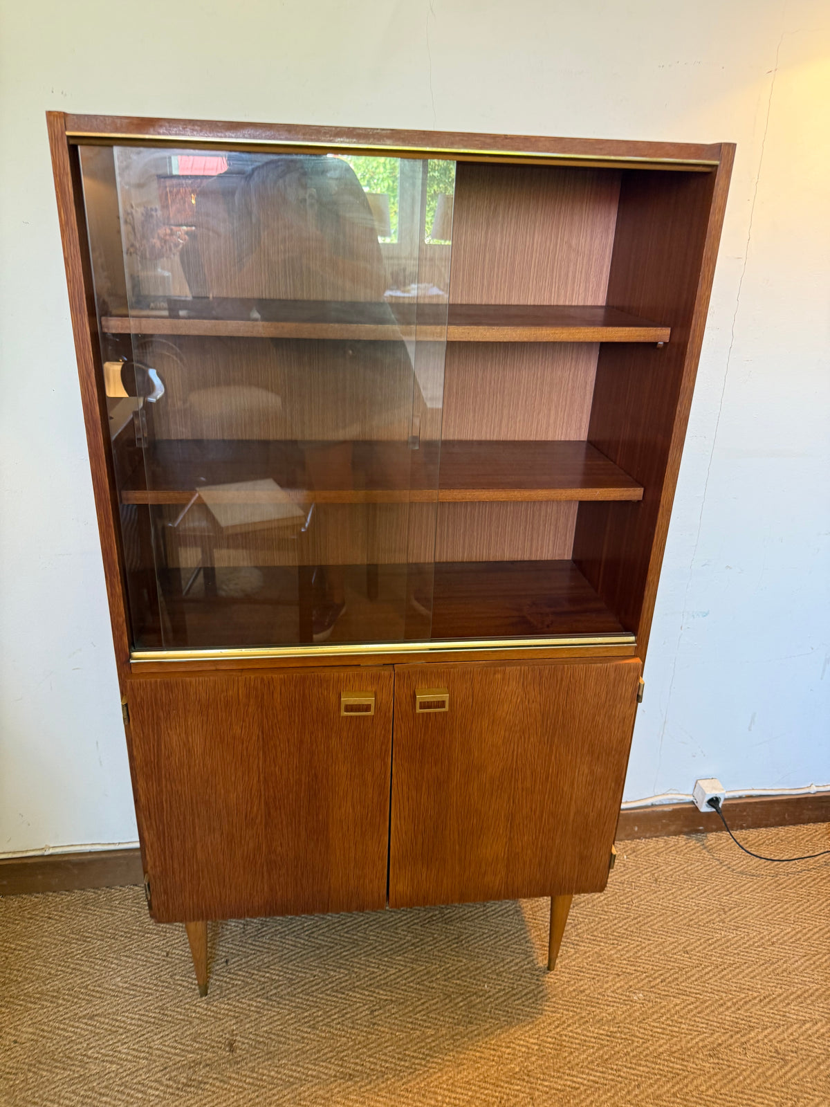 Vaisselier vitrine buffet vintage placage teck