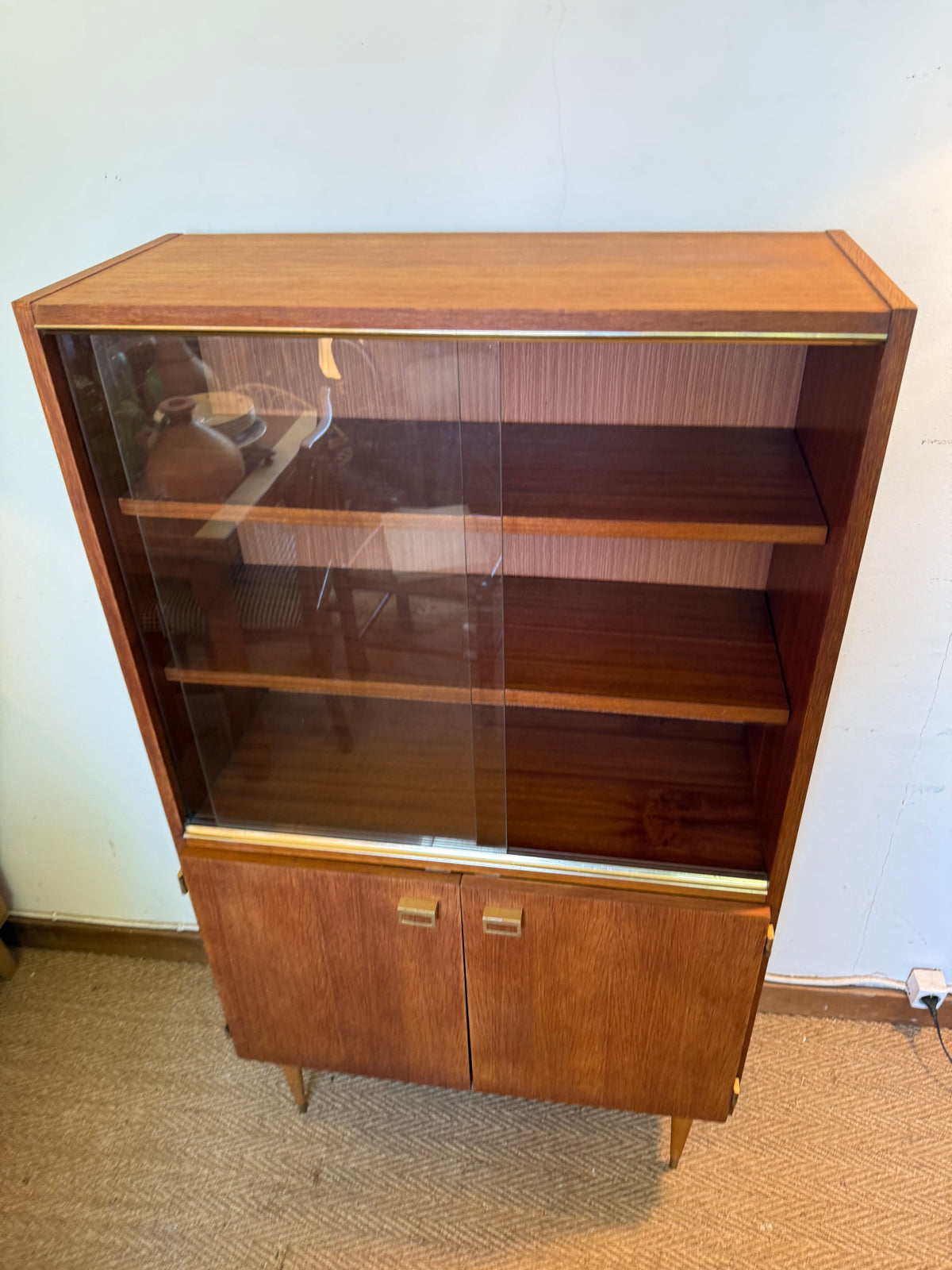 Vaisselier vitrine buffet vintage placage teck