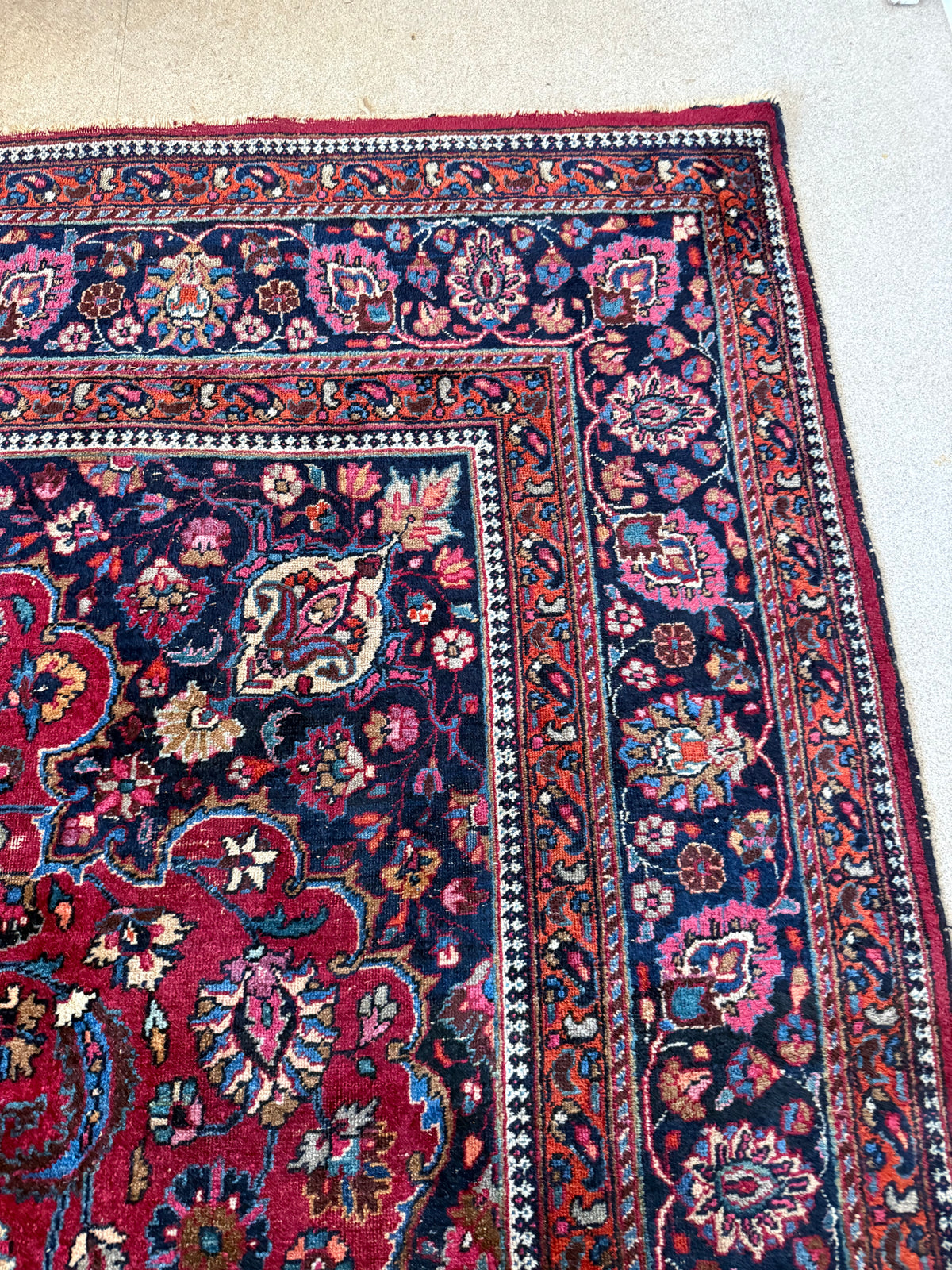 Tapis persan vintage grand format
