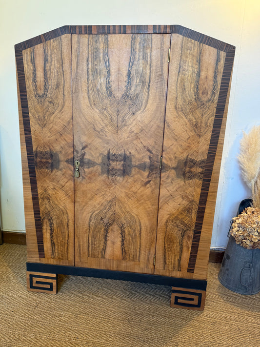 Meuble de rangement vintage art déco (vaisselier, armoire) en ronce de noyer