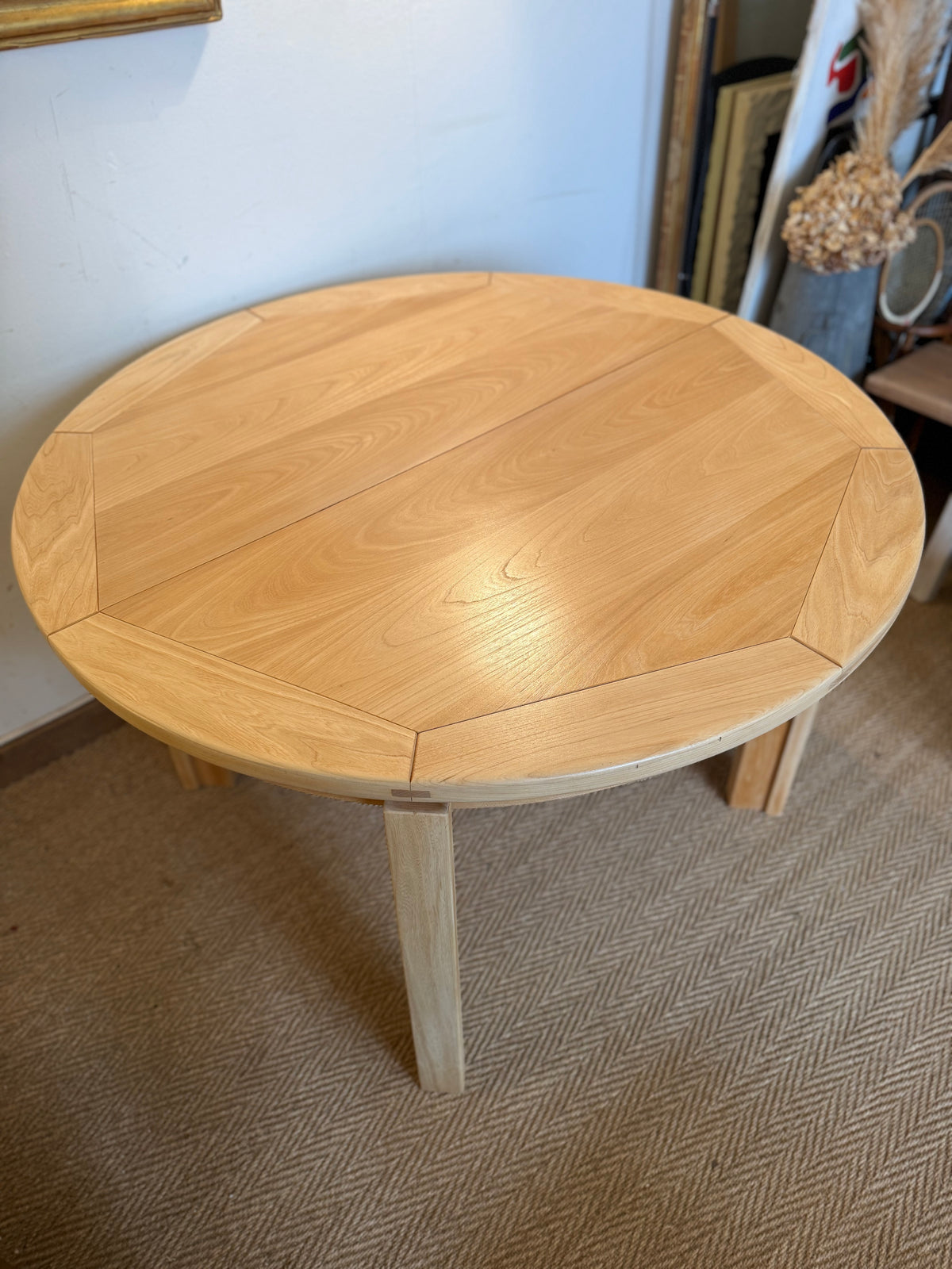 Table de salle à manger extensible en orme Maison Regain