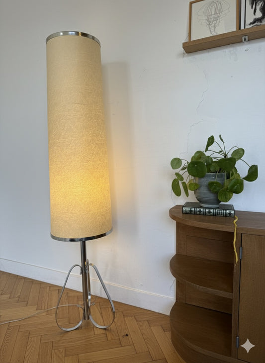 Lampe / lampadaire vintage en chrome avec son abat jour liseré métal